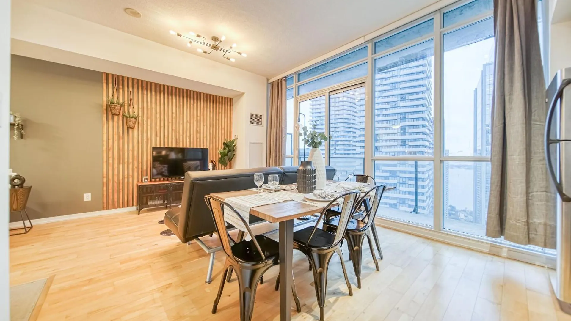 Gsuite Express Downtown Торонто 0*,